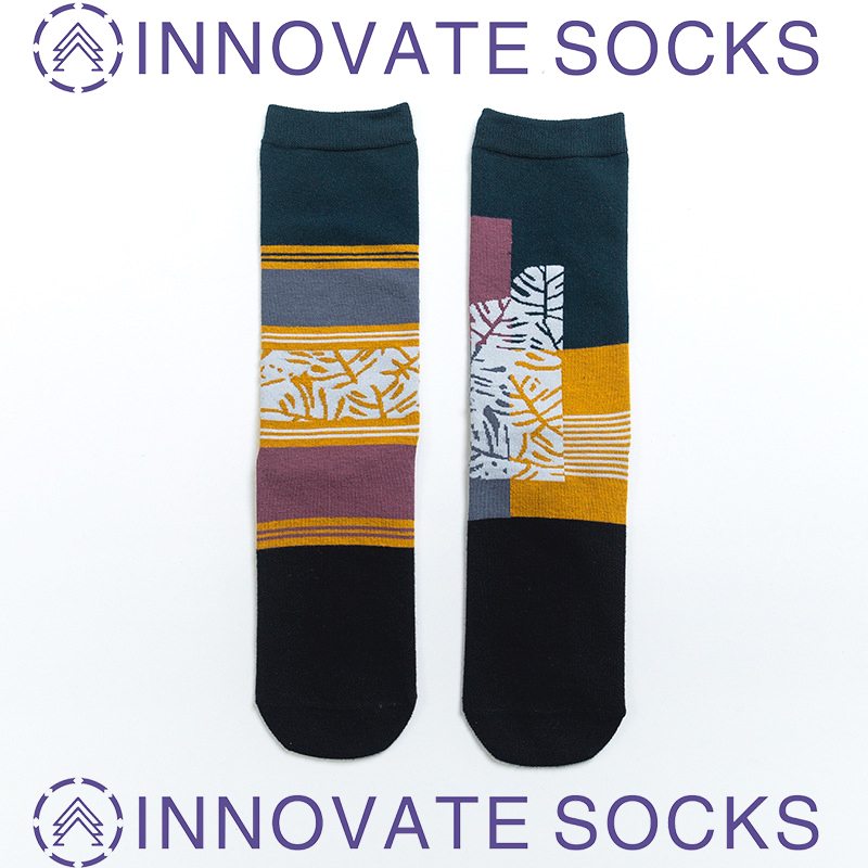 Creative Ab Socks Left And Right Foot Men And Women Literature And Art Snowflake Socks Custom Cotton Socks