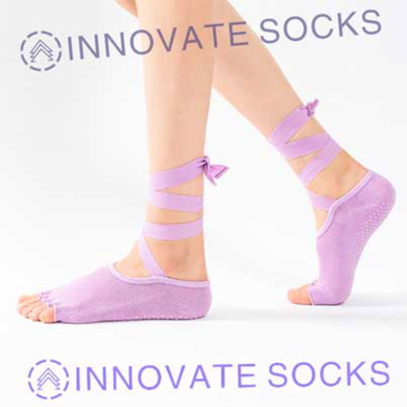 Unique Bargains 2 Pair Yoga Socks Five Toe Socks Ballet Socks with Grips  for Women Light Purple