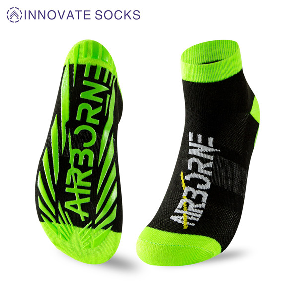 airborne ankle anti skid grip trampoline park socks 2