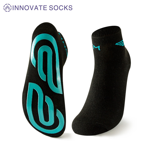 HNGTM Ankle Anti Skid Grip Trampoline Park Socks